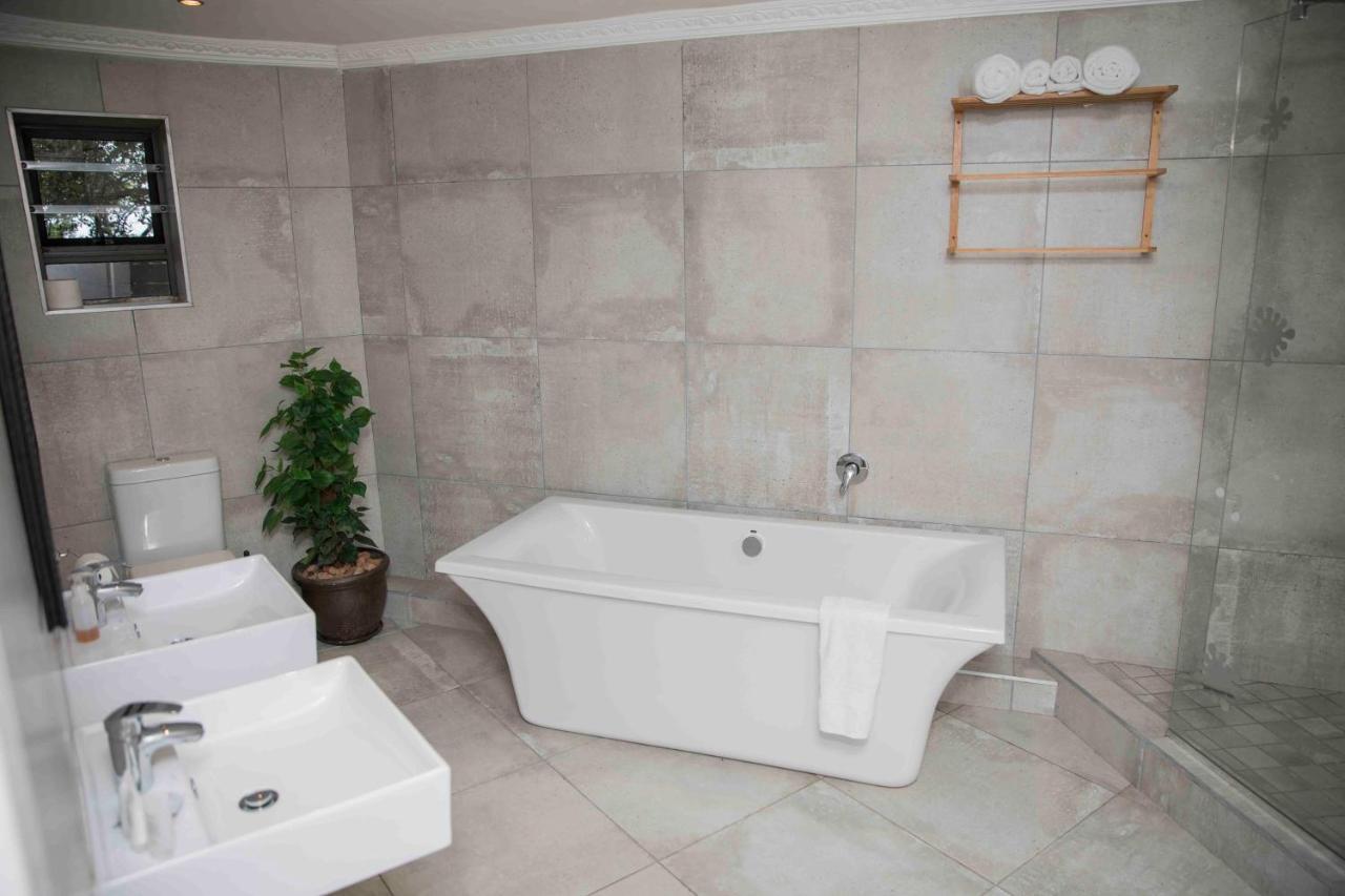 Palmwood Guesthouse Amanzimtoti Buitenkant foto