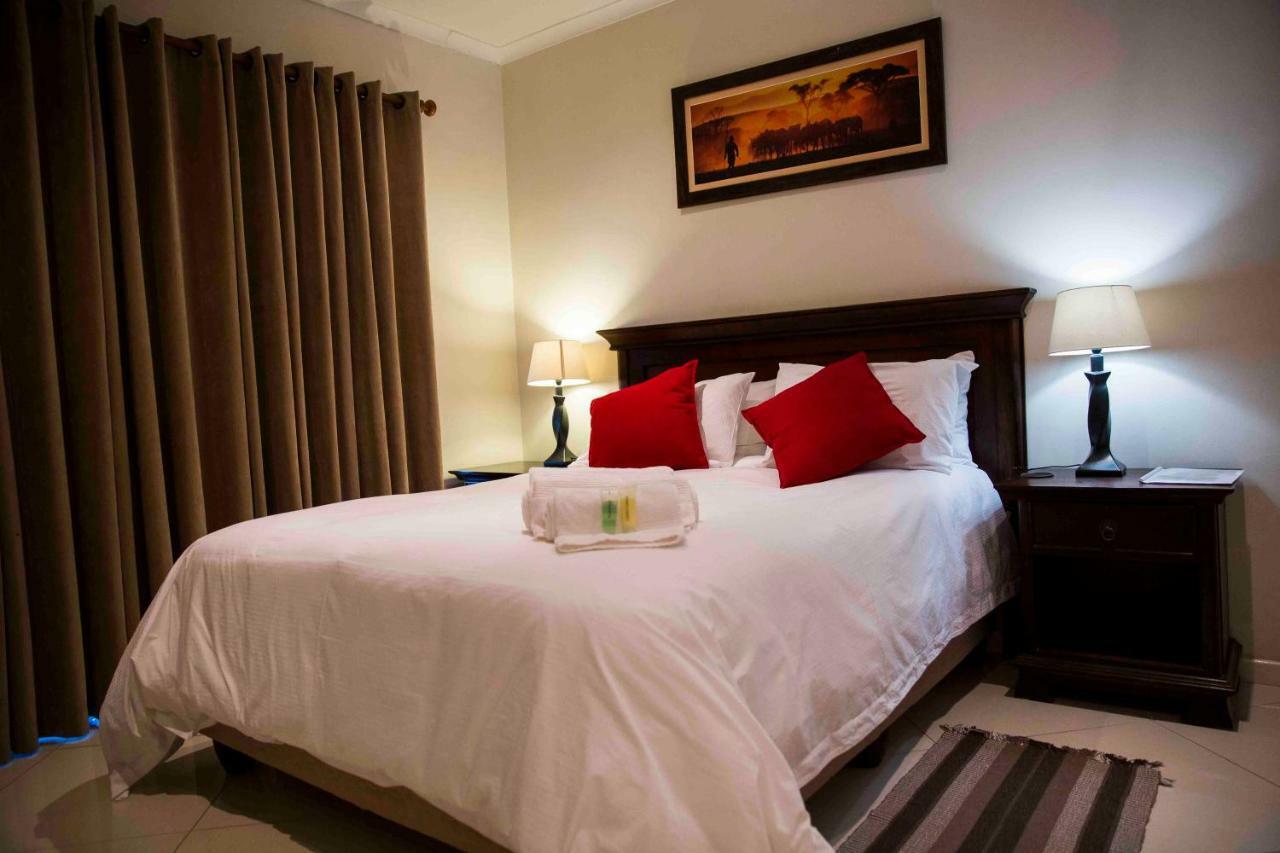 Palmwood Guesthouse Amanzimtoti Buitenkant foto