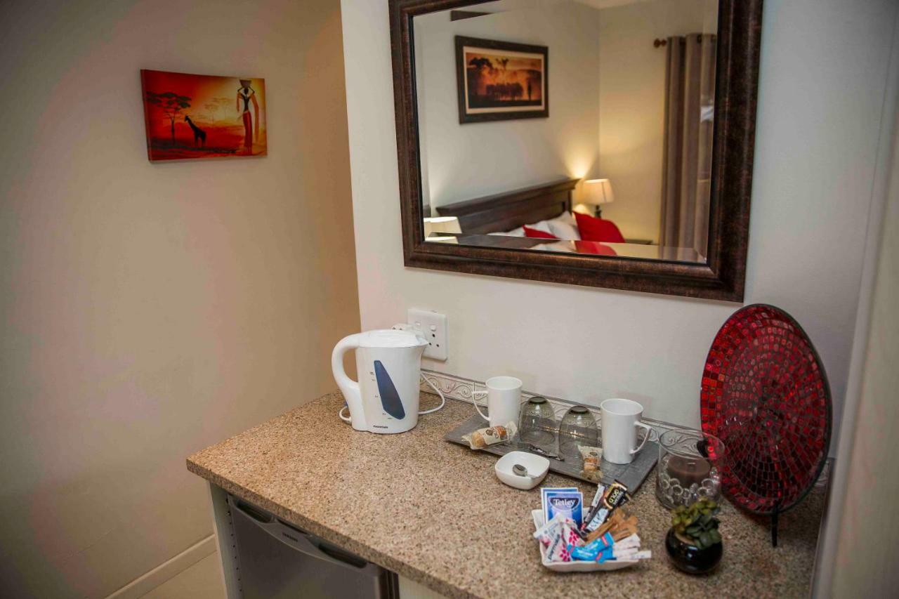 Palmwood Guesthouse Amanzimtoti Buitenkant foto