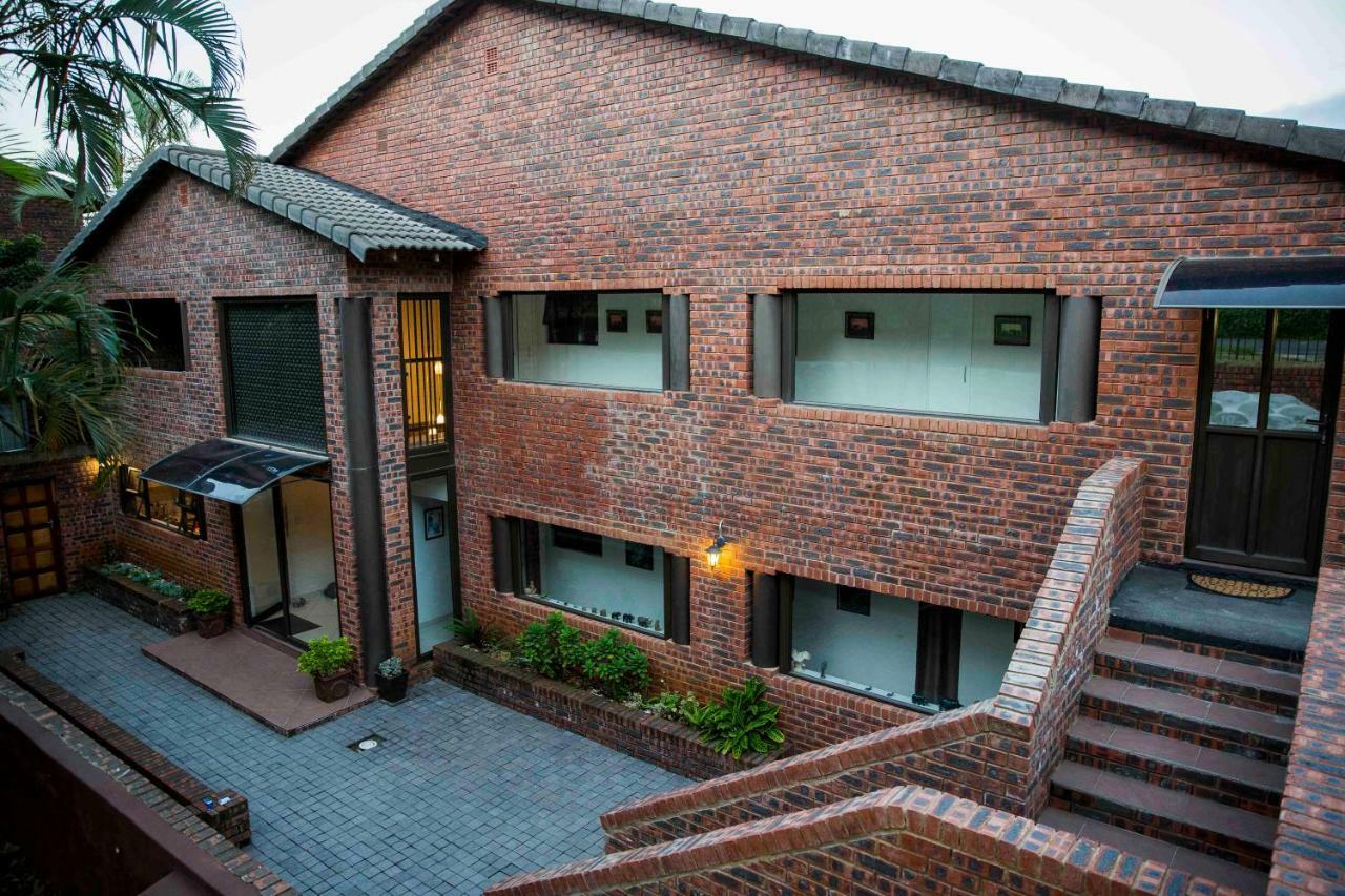 Palmwood Guesthouse Amanzimtoti Buitenkant foto